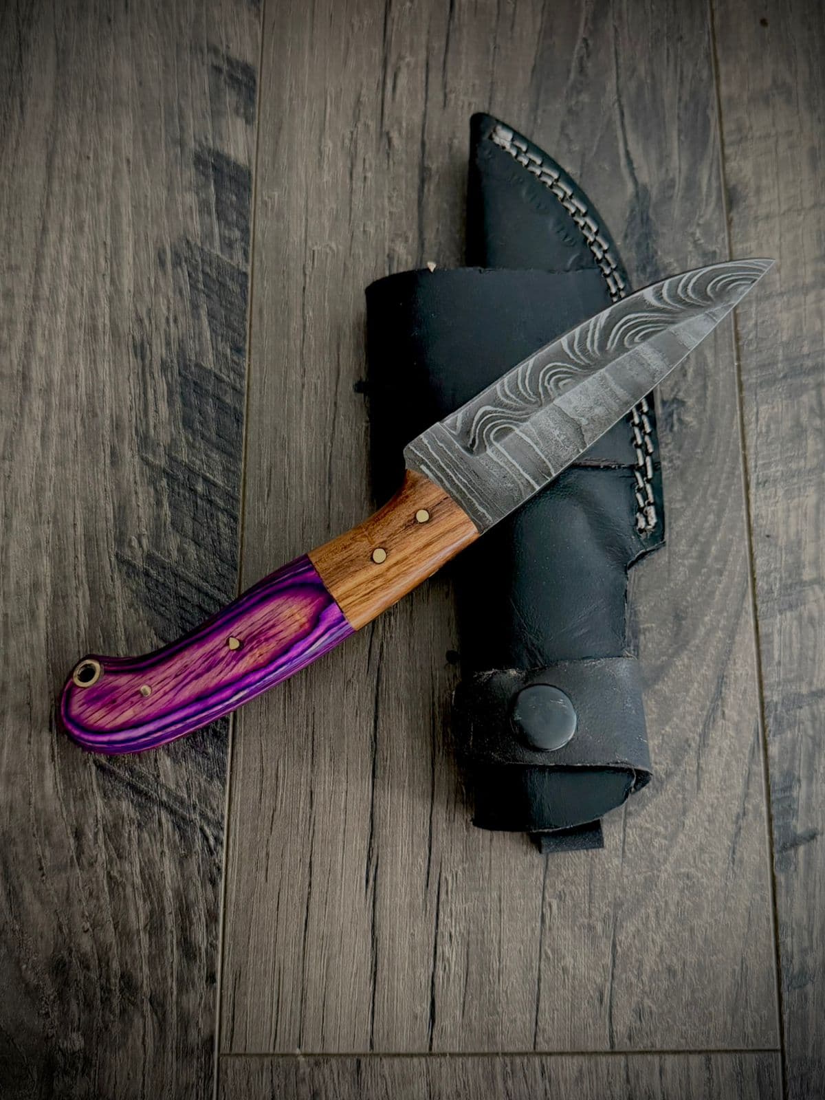 Amethyst Ash Damascus Skinner